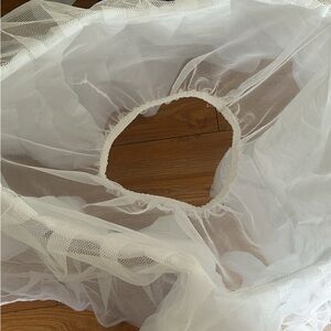 SMALL CRINOLINE